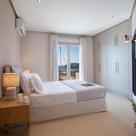 Enalion Nydri (Lefkada)